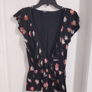 Floral Black Ruffle Sleeve Top